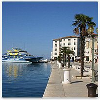 Promenade von Porec porec, hafen, schiff